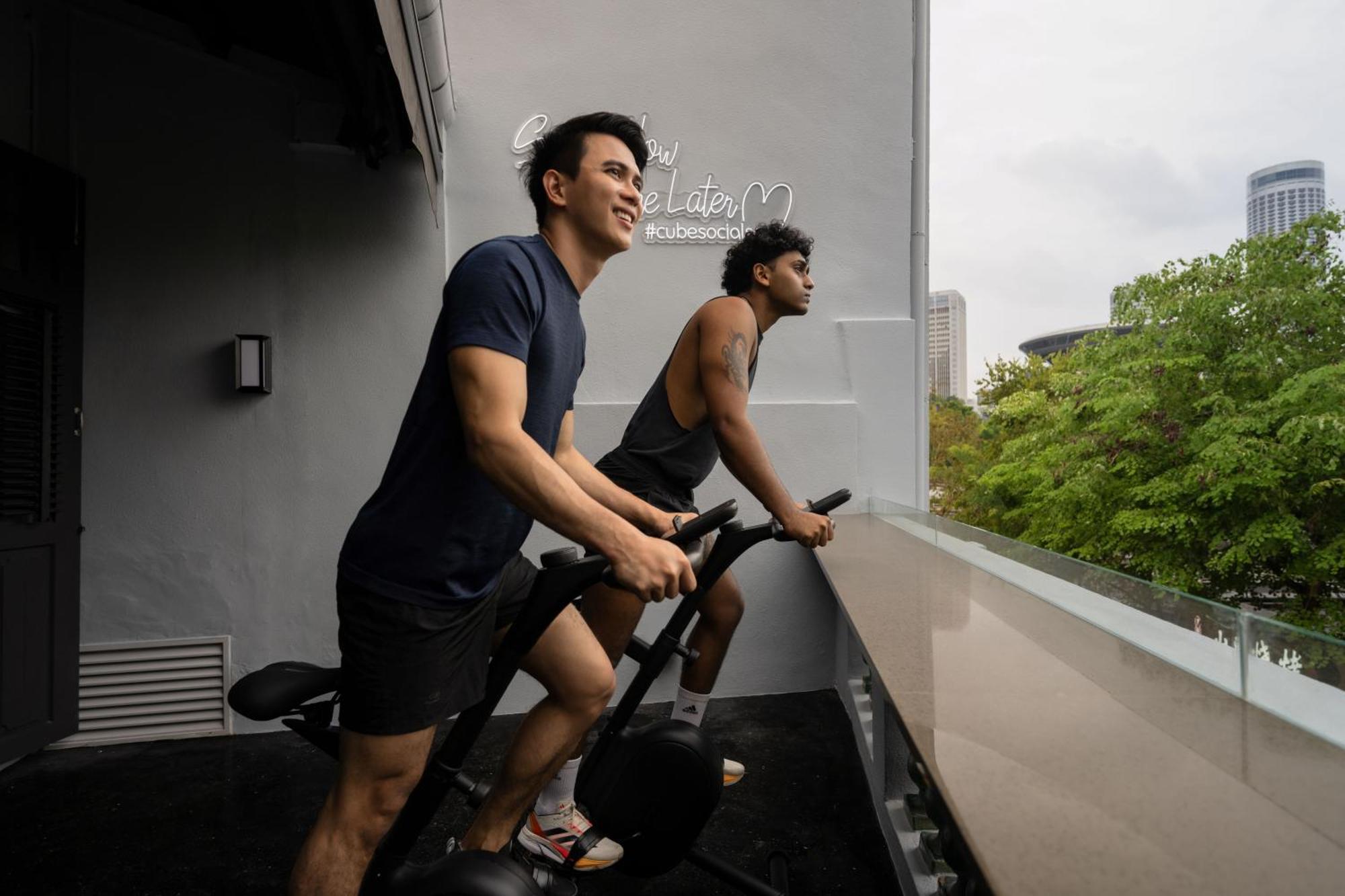 Cube Social Boutique Capsule Hotel At Boat Quay Сингапур Екстериор снимка