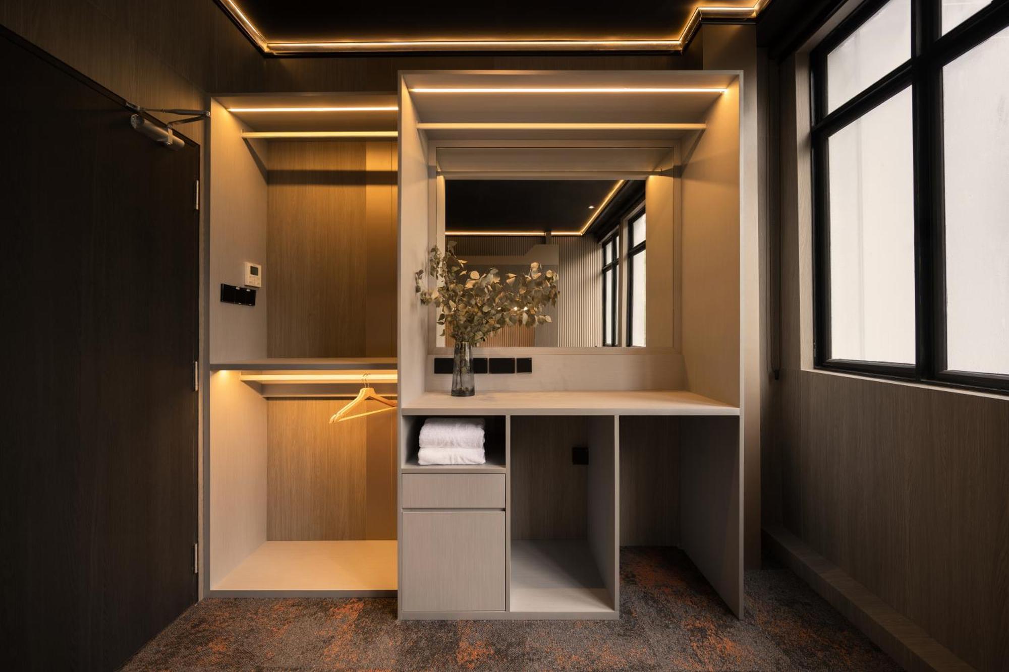 Cube Social Boutique Capsule Hotel At Boat Quay Сингапур Екстериор снимка